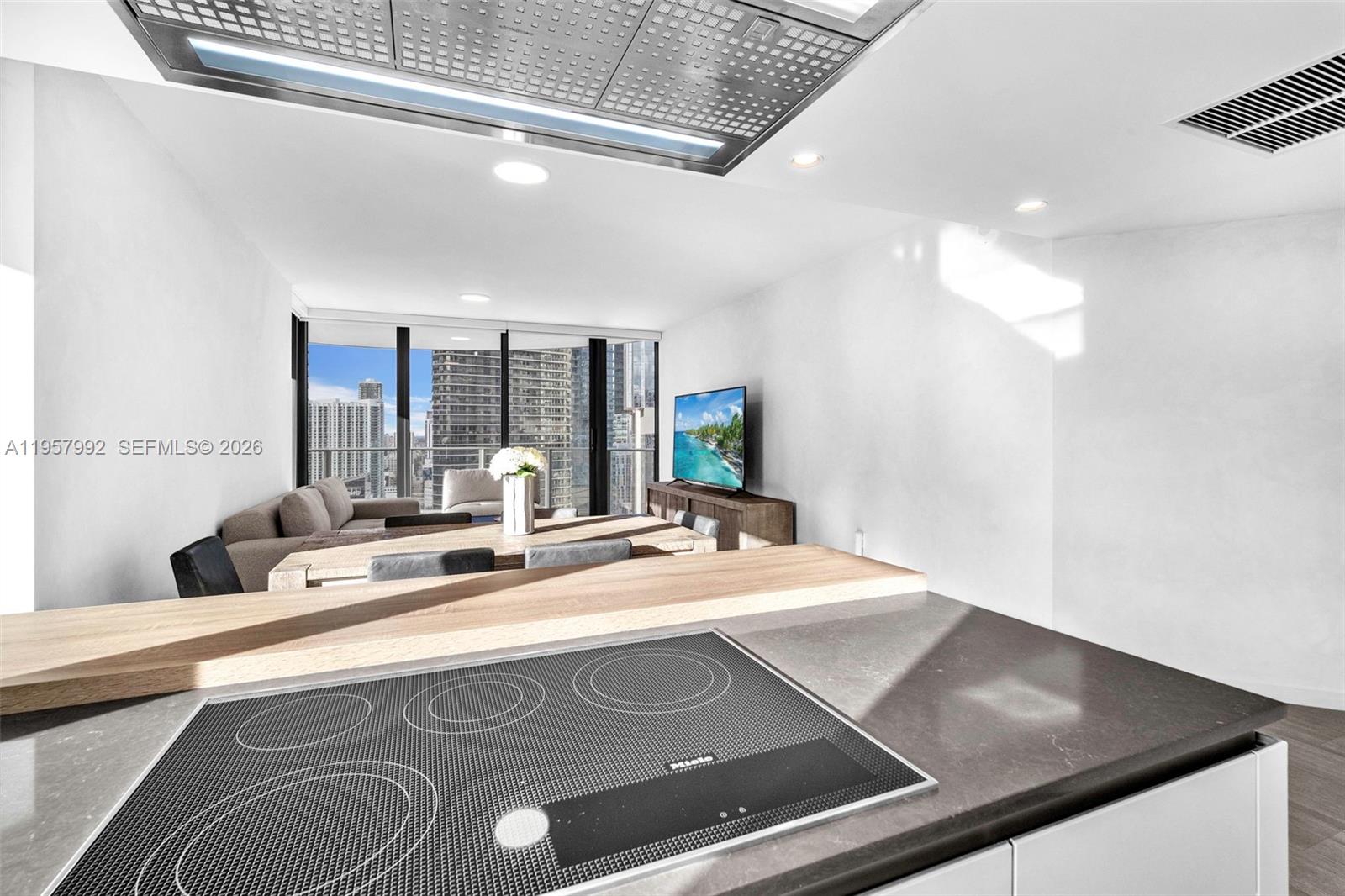 1000 Brickell Plz # 3112