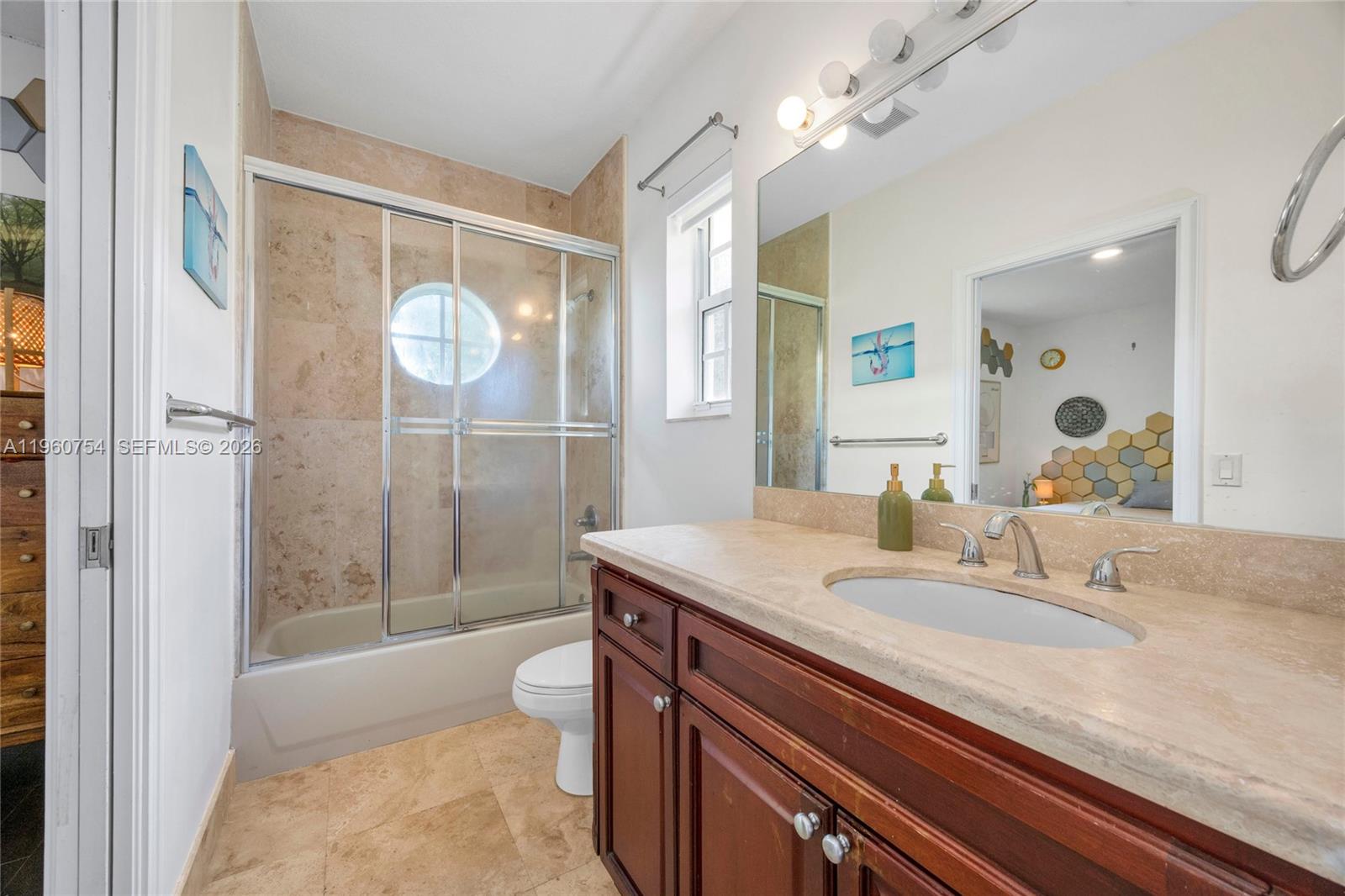 3233 Gifford Ln # 3233