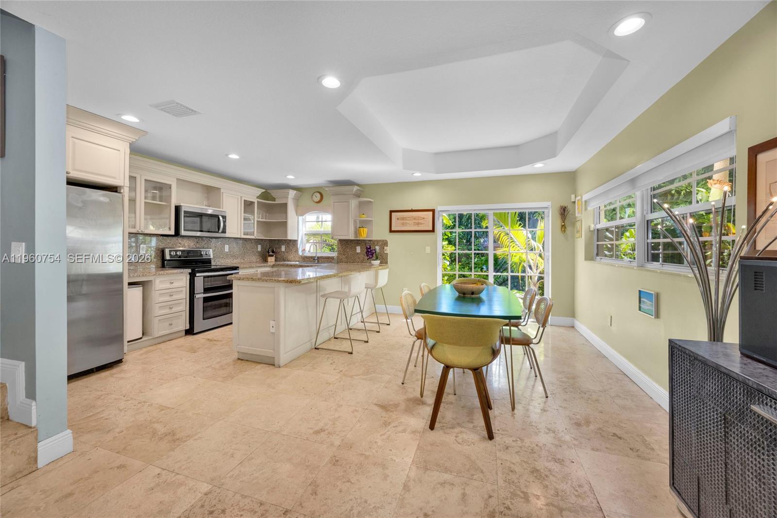 3233 Gifford Ln # 3233