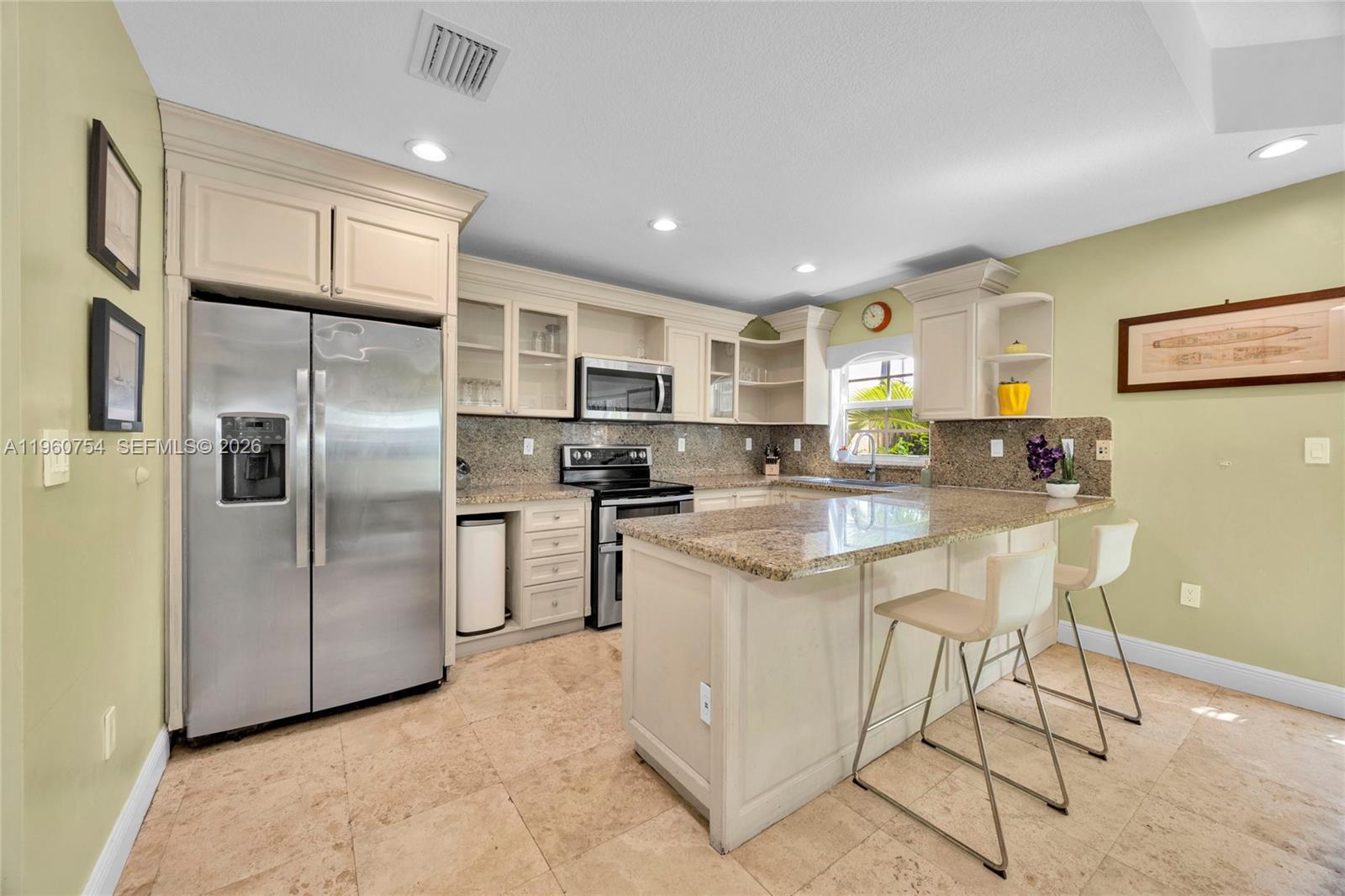 3233 Gifford Ln # 3233