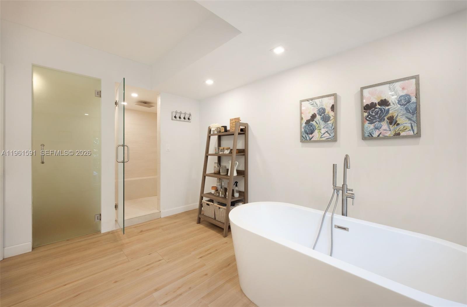 1101 Coral Way