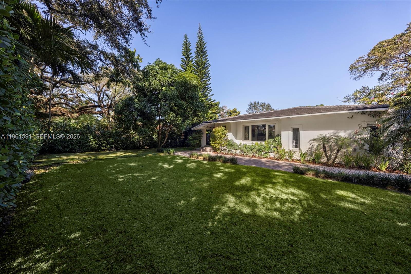 1101 Coral Way