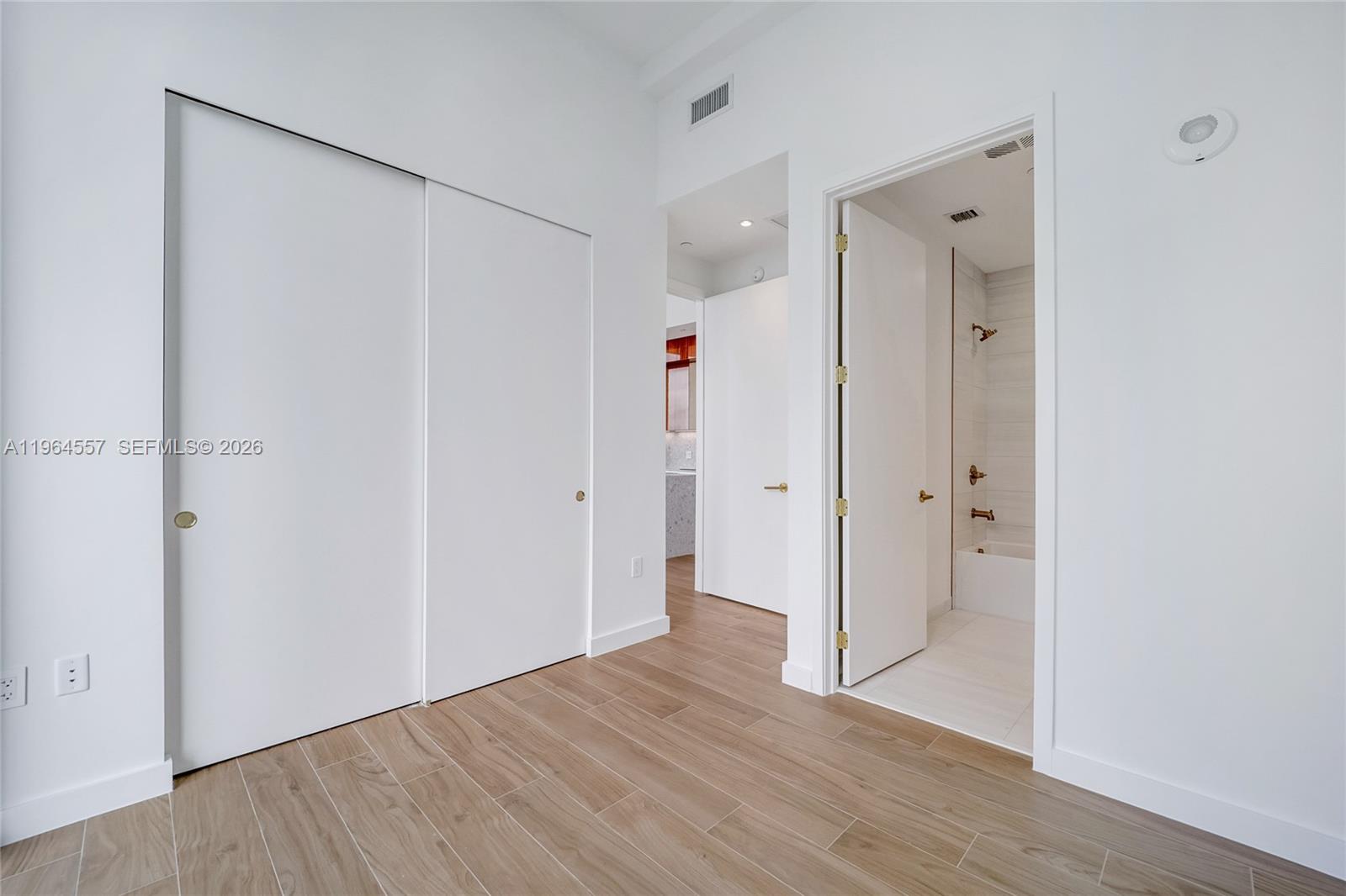 2655 S Bayshore Dr # 1709