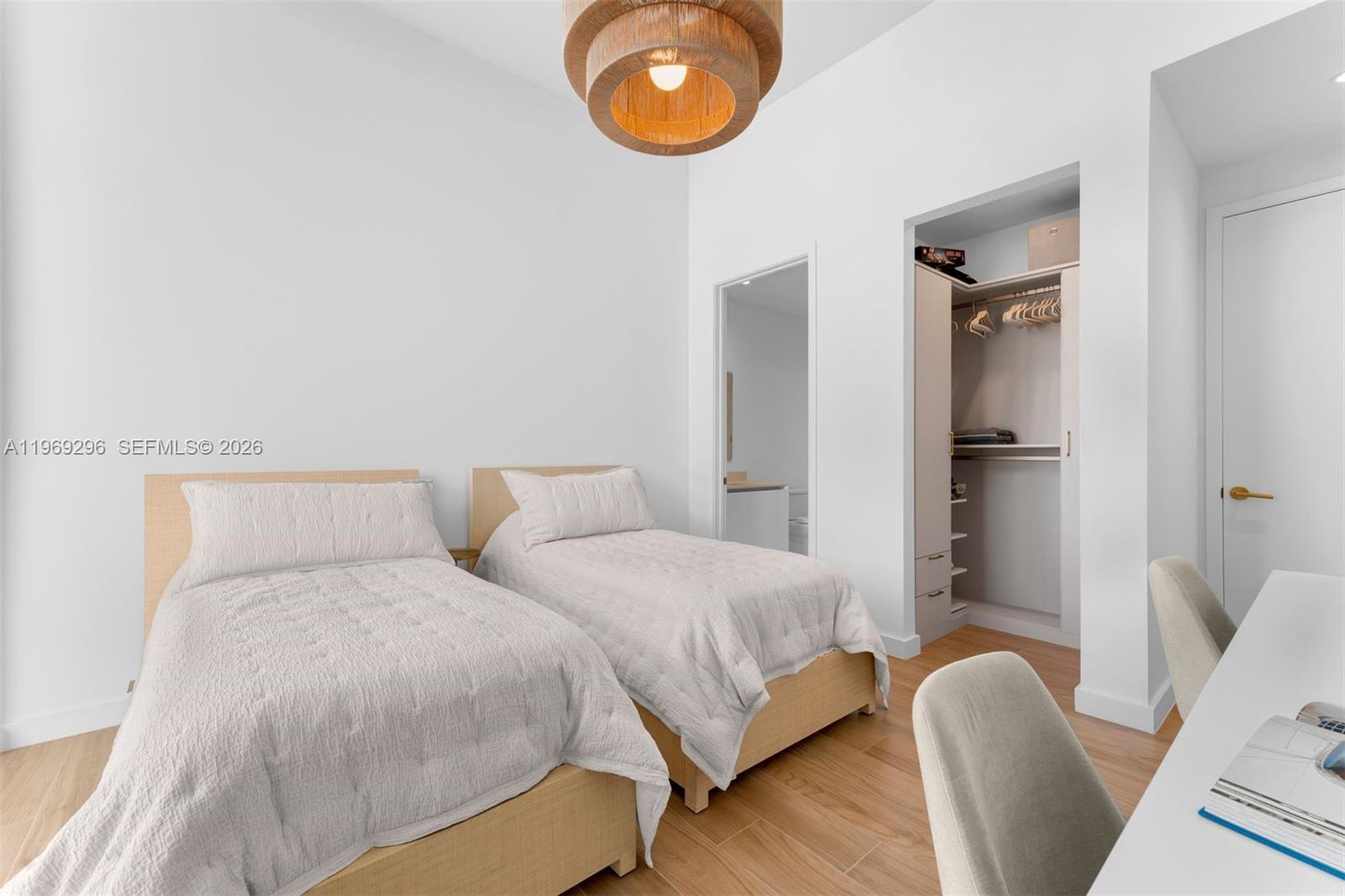 2655 S Bayshore Dr # 2012 Unit: LPH 2012