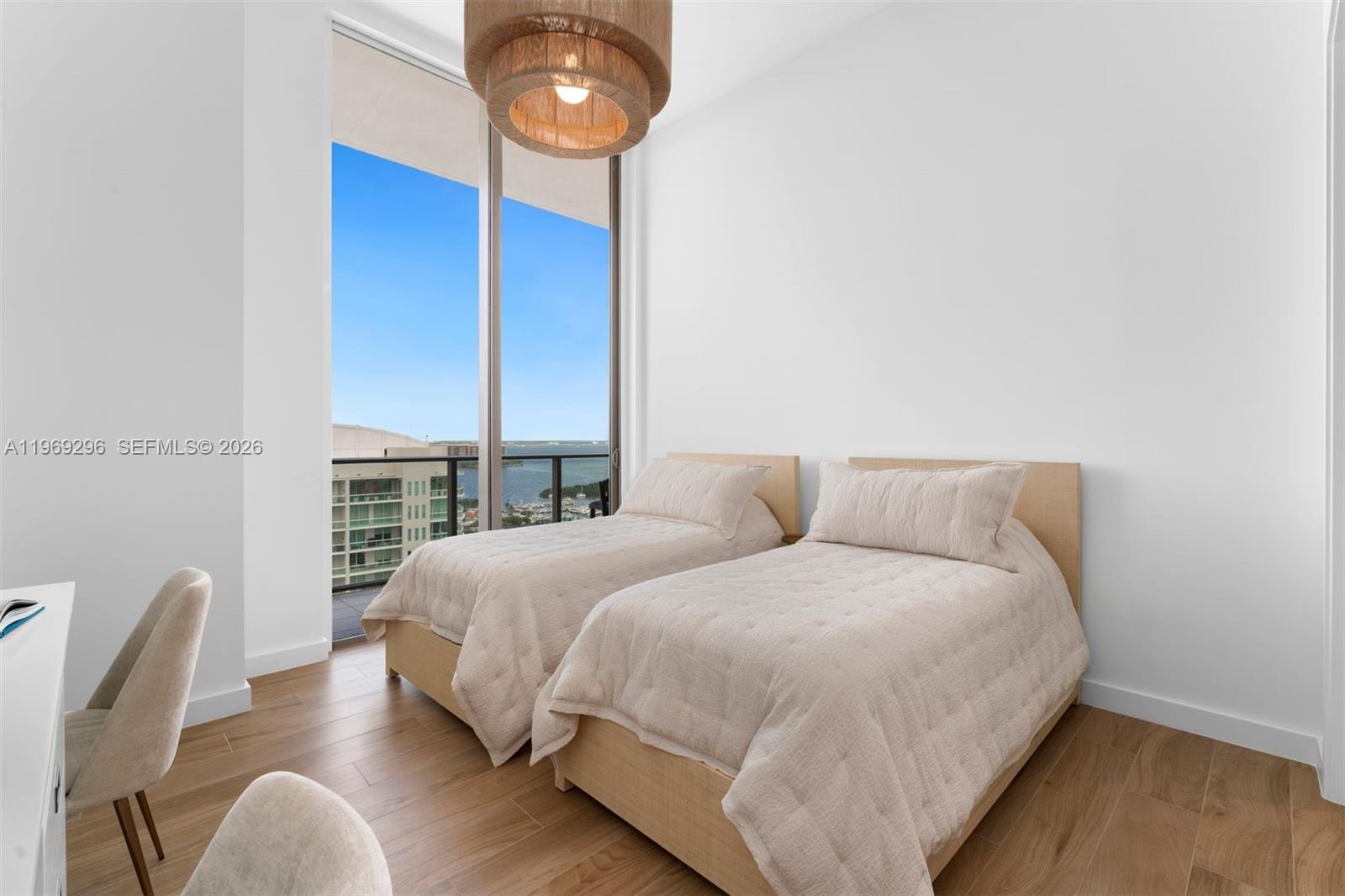 2655 S Bayshore Dr # 2012 Unit: LPH 2012