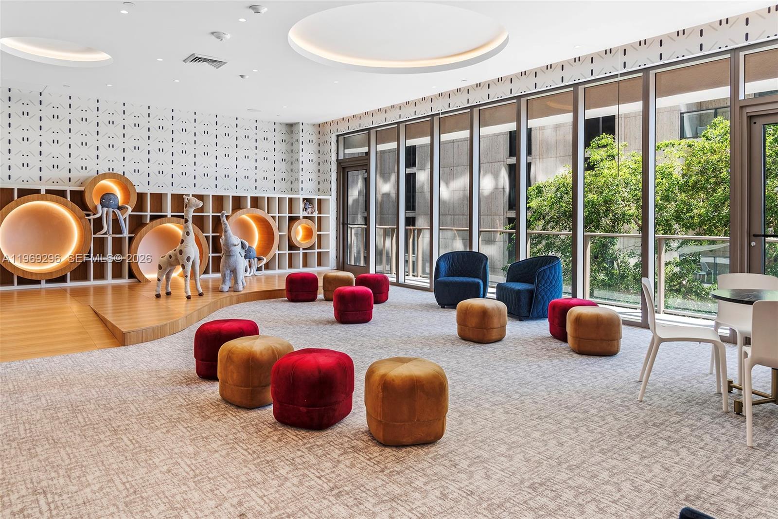 2655 S Bayshore Dr # 2012 Unit: LPH 2012