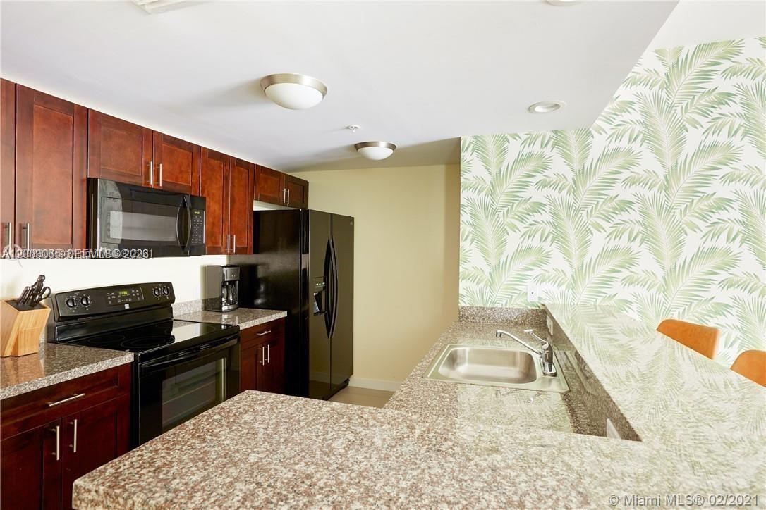 568 NE 66th St # 501