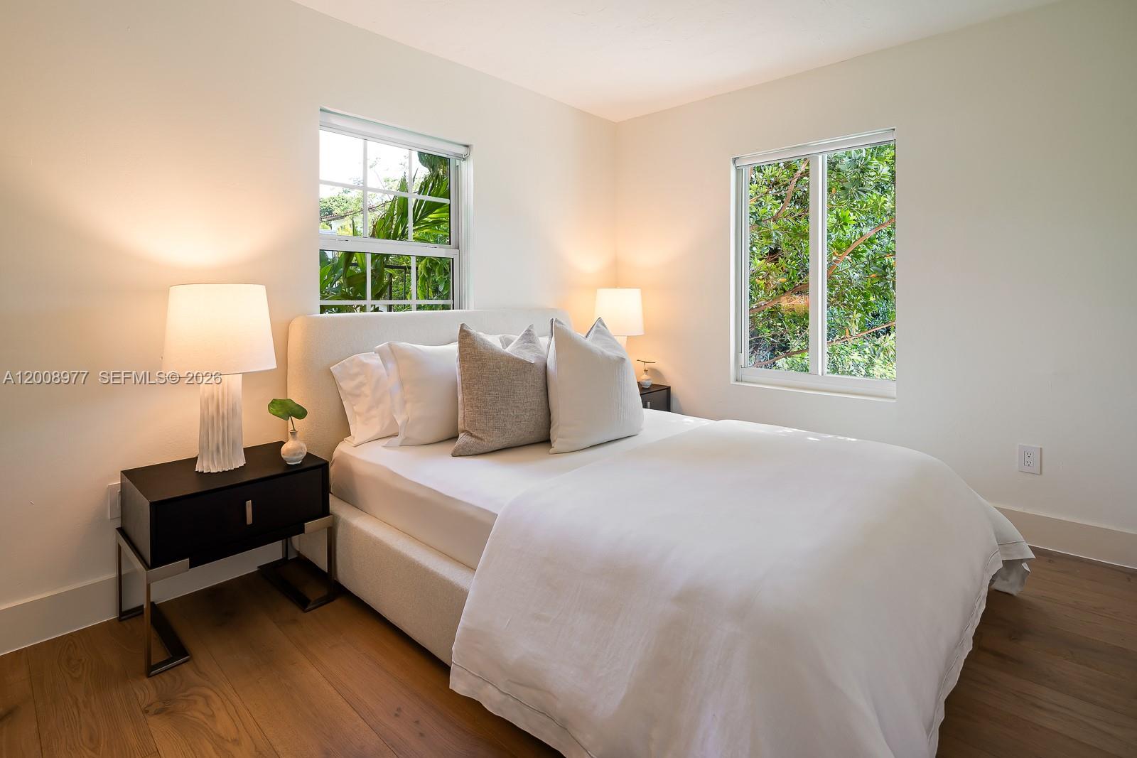 1228 Alhambra Cir