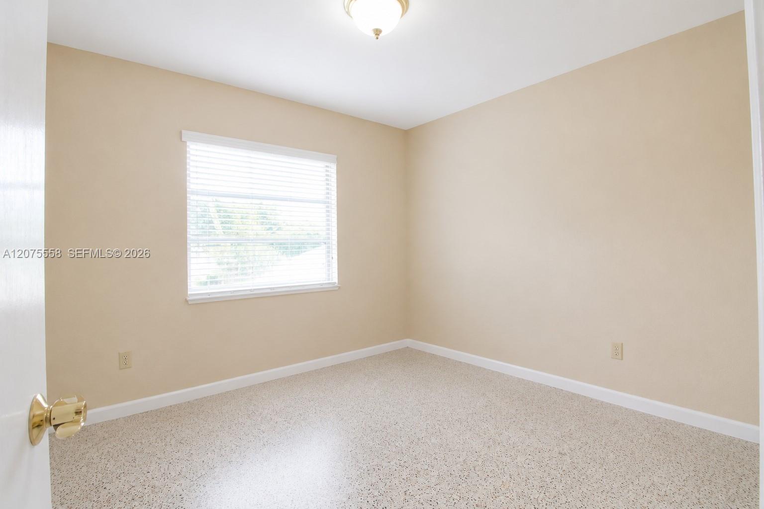 3115 Village Green Dr