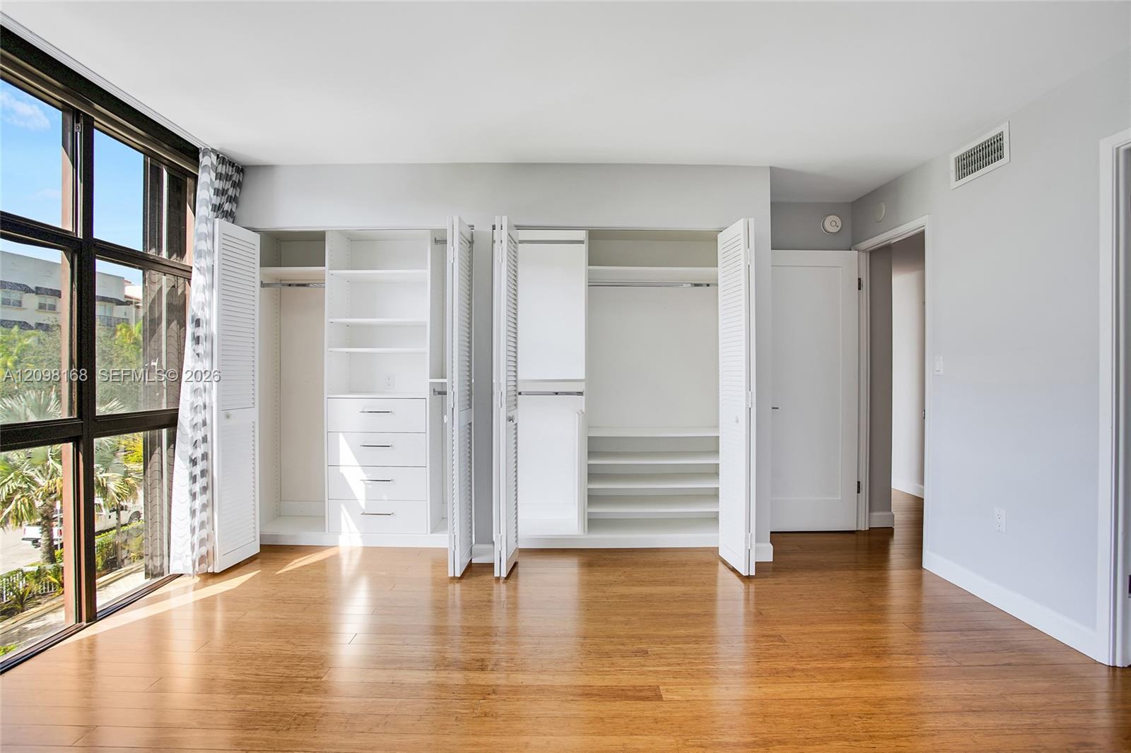 600 Biltmore Way # 306