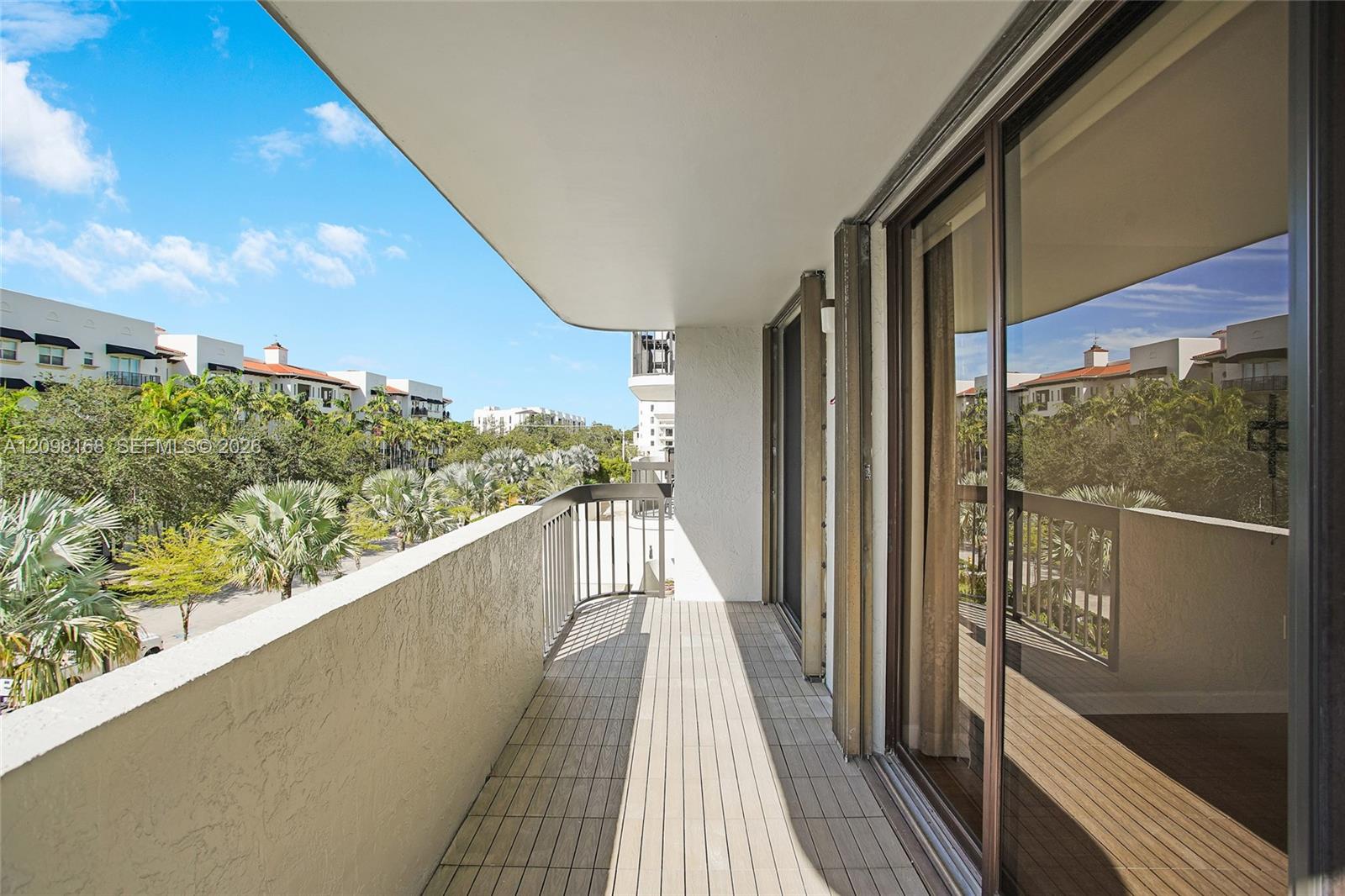 600 Biltmore Way # 306