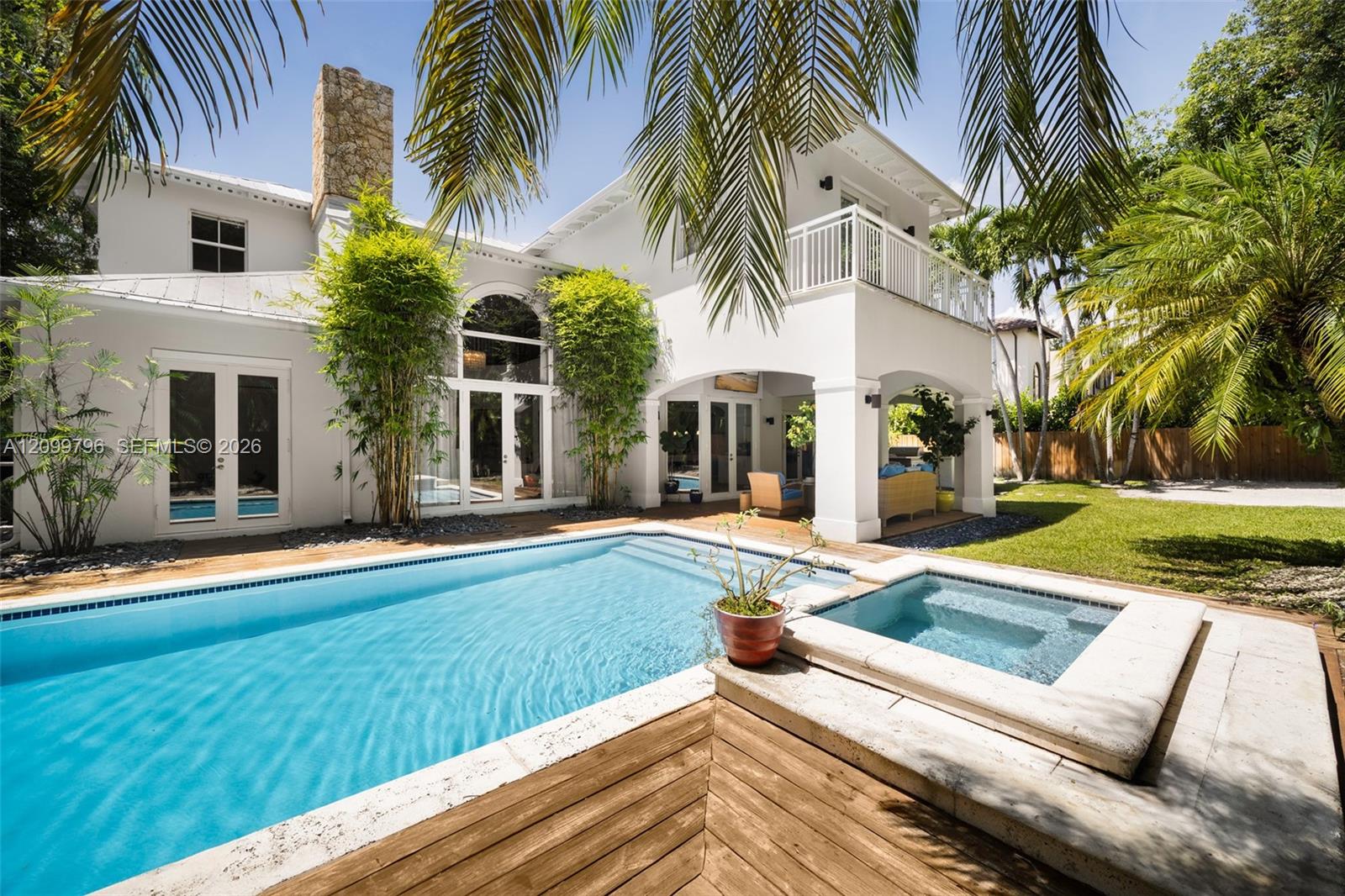 6021 SW 81st St Unit: .