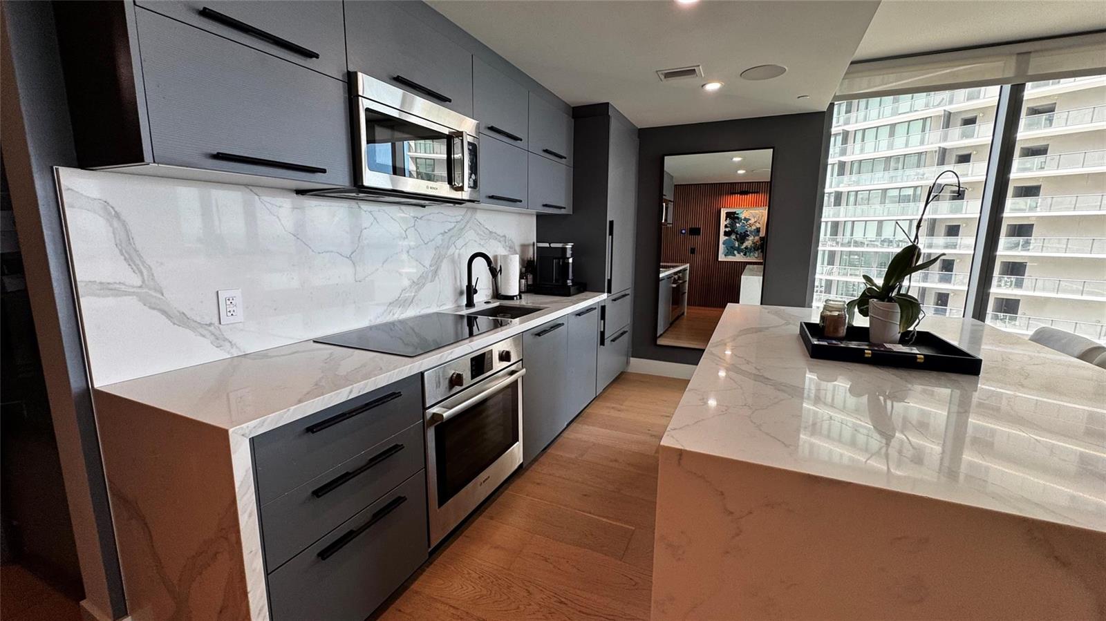 650 NE 32nd Street # 4307