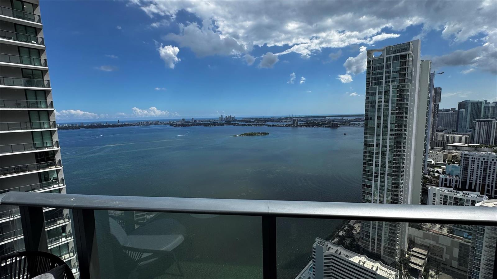 650 NE 32nd Street # 4307