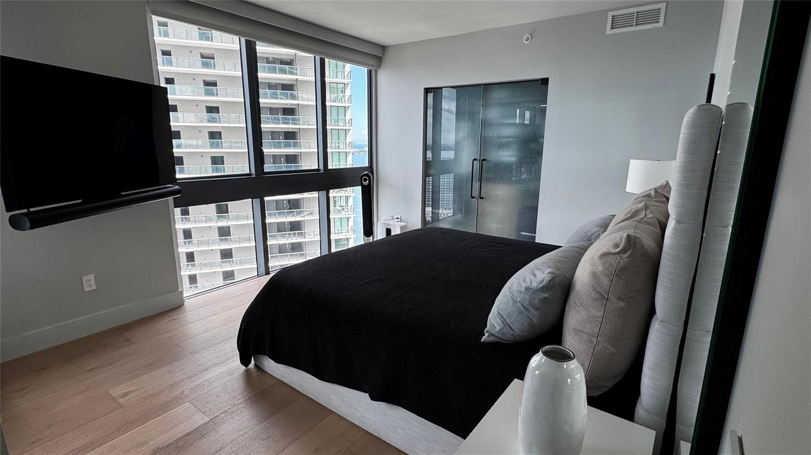 650 NE 32nd Street # 4307