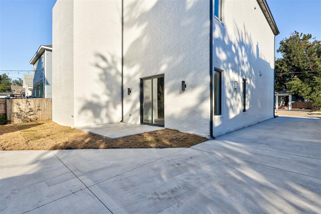 1316 NW 15 Street