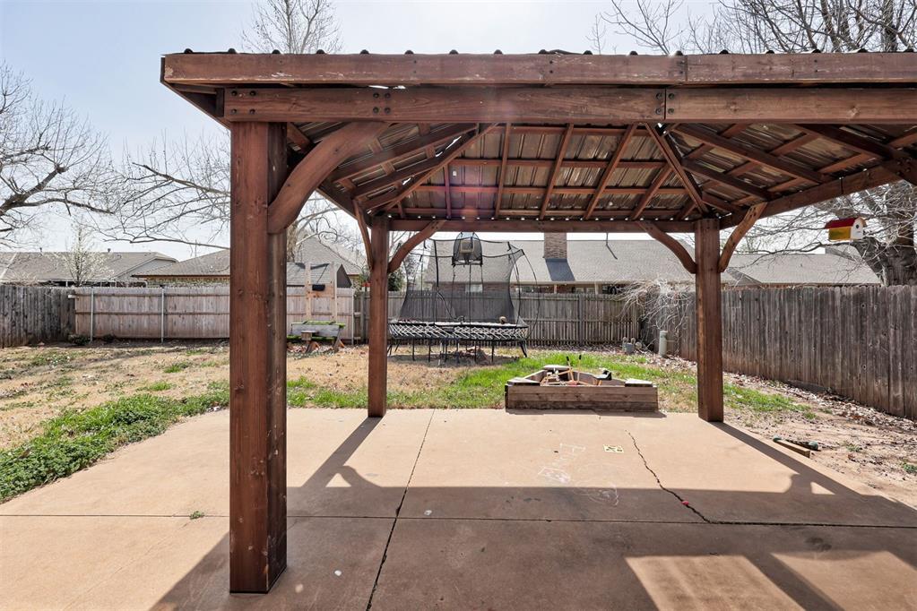 2324 Bradford Place