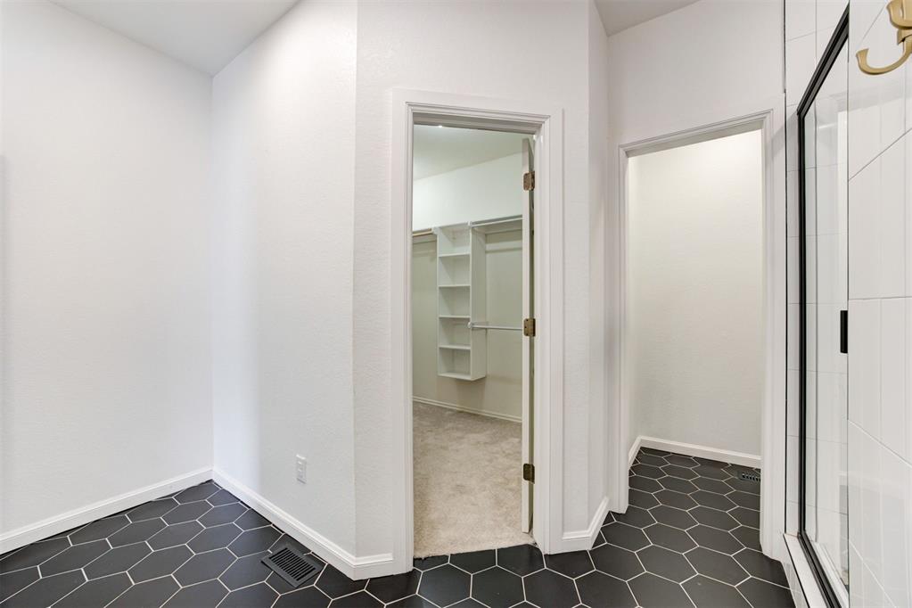 2324 Bradford Place