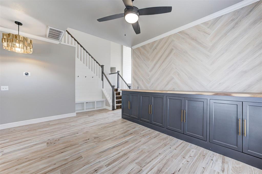 2324 Bradford Place