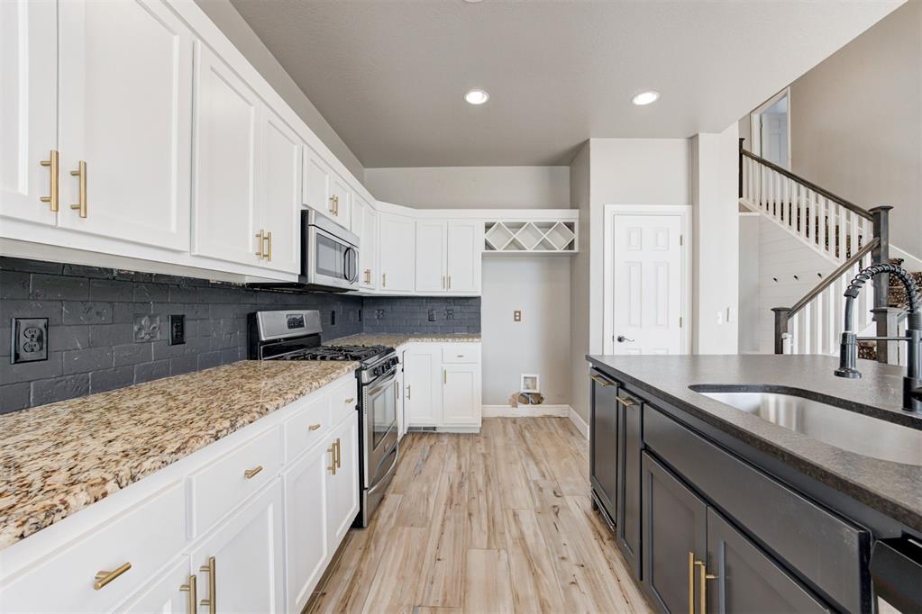 2324 Bradford Place