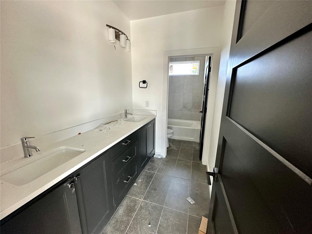 1103 NW 11th Street