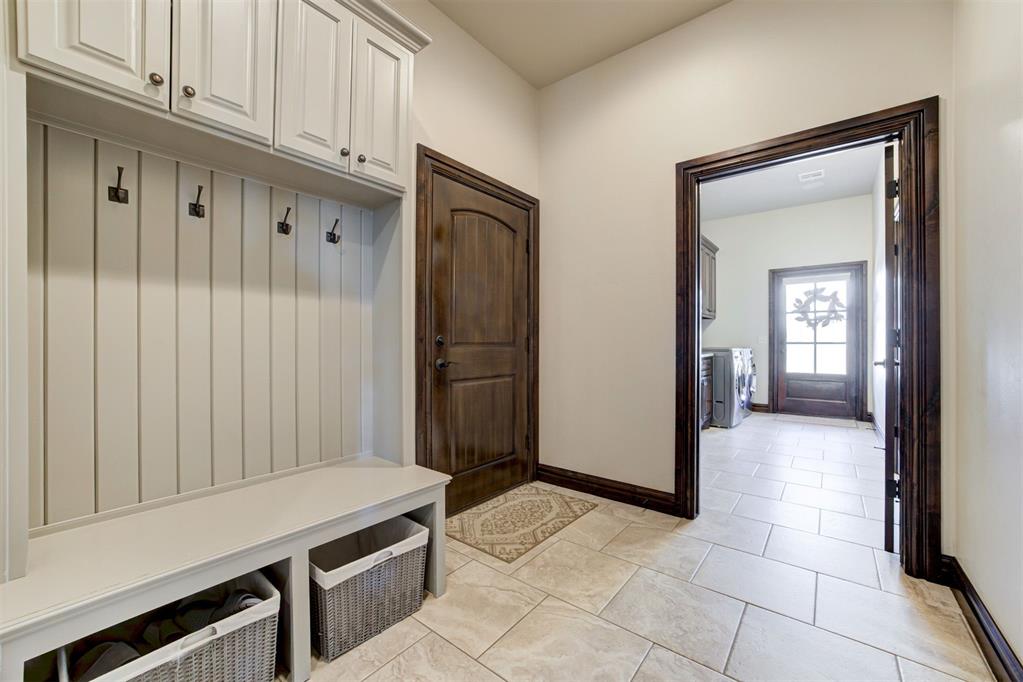 1850 Ladera Lane