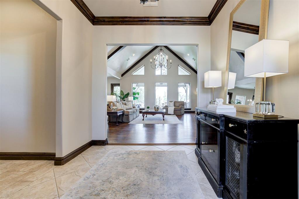 1850 Ladera Lane