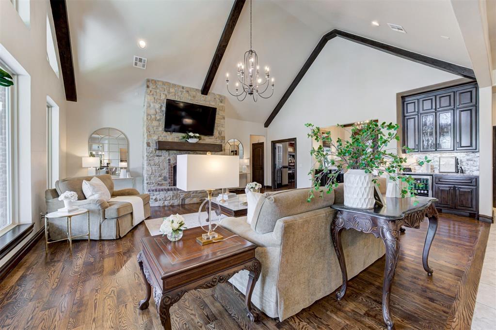 1850 Ladera Lane