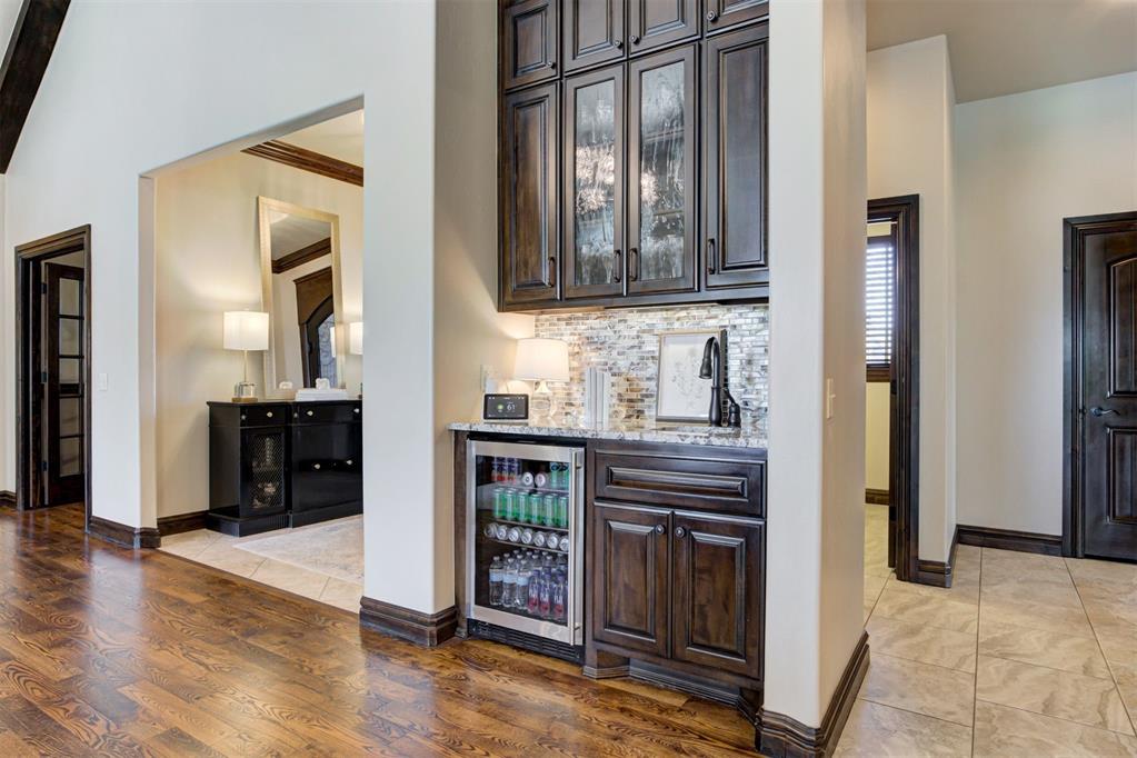 1850 Ladera Lane