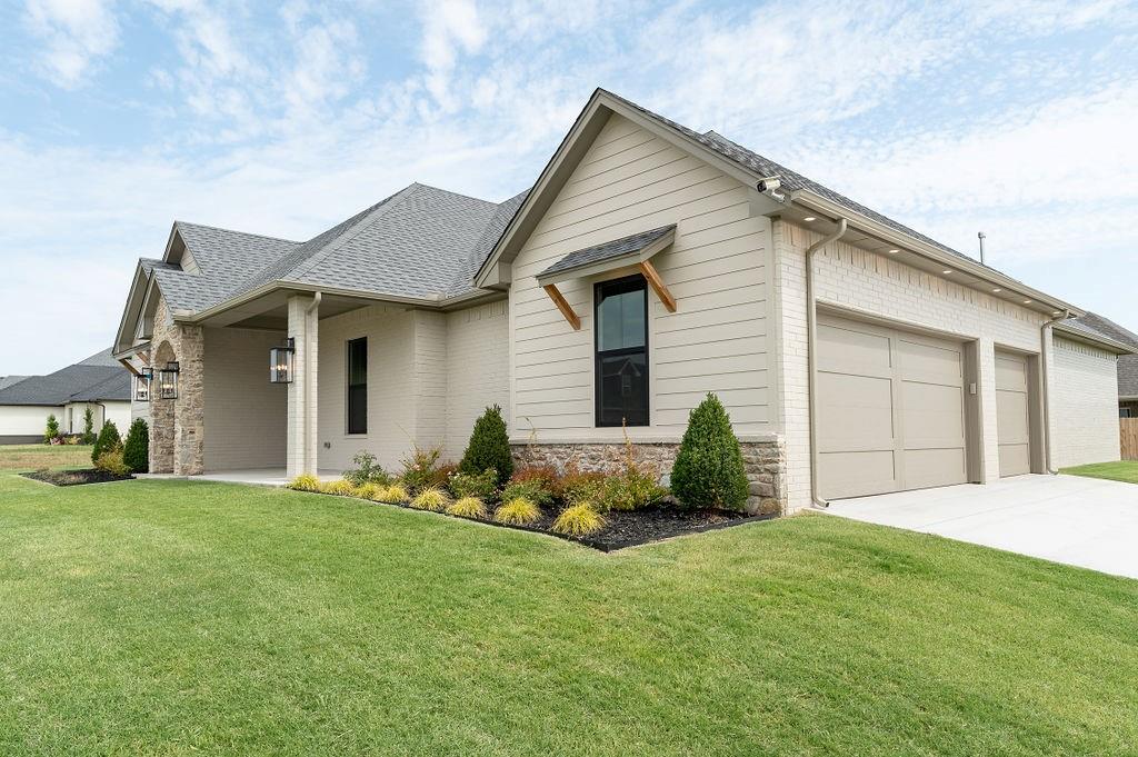9224 NW 85th Street
