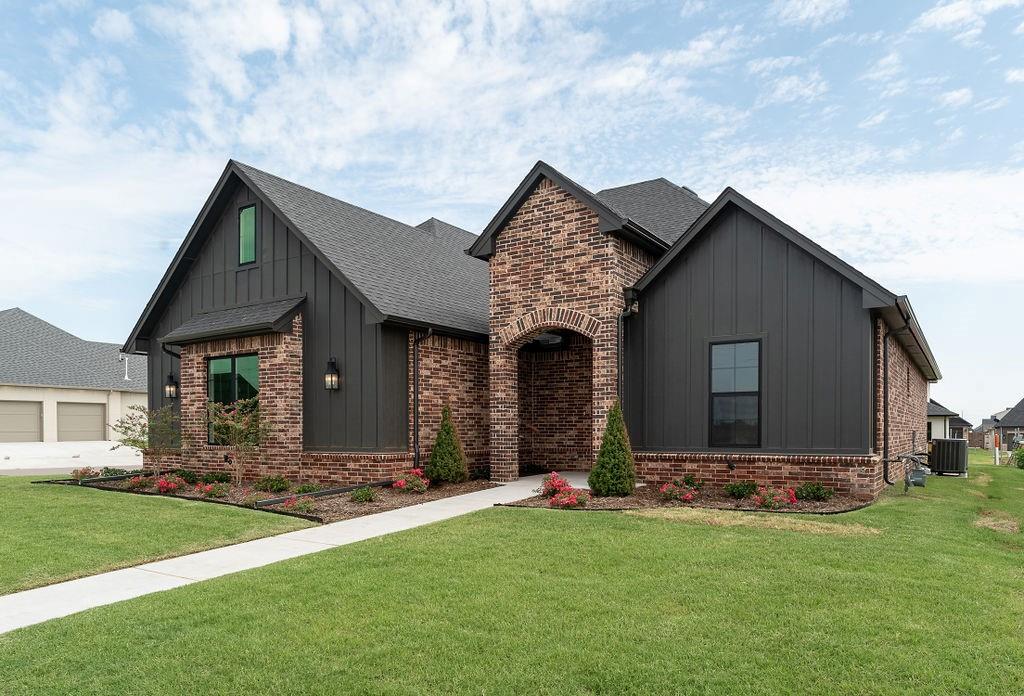 9300 NW 85th Street