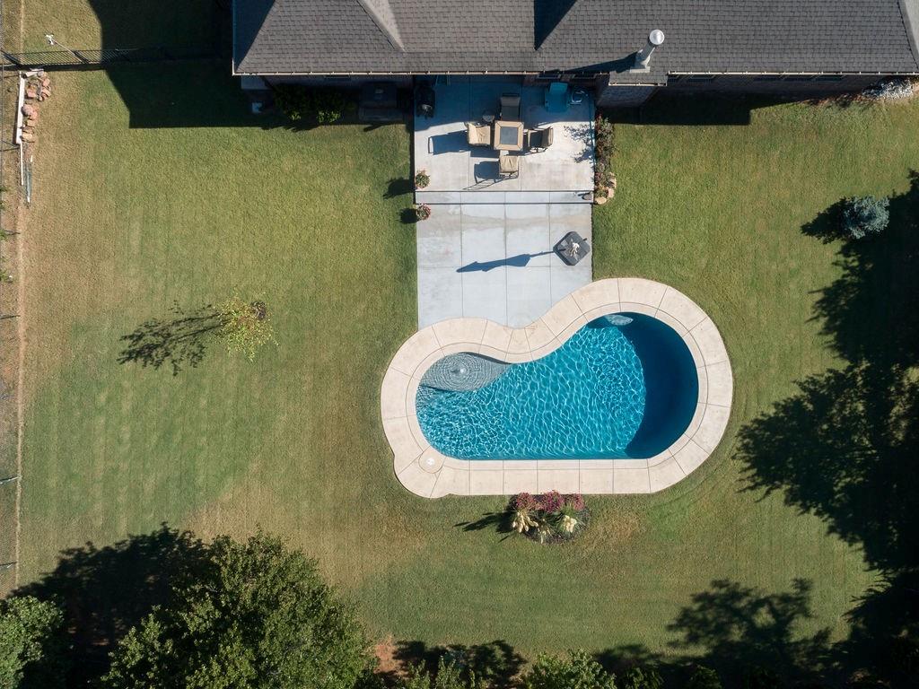 1845 Ladera Lane