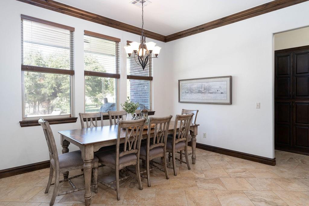 1845 Ladera Lane