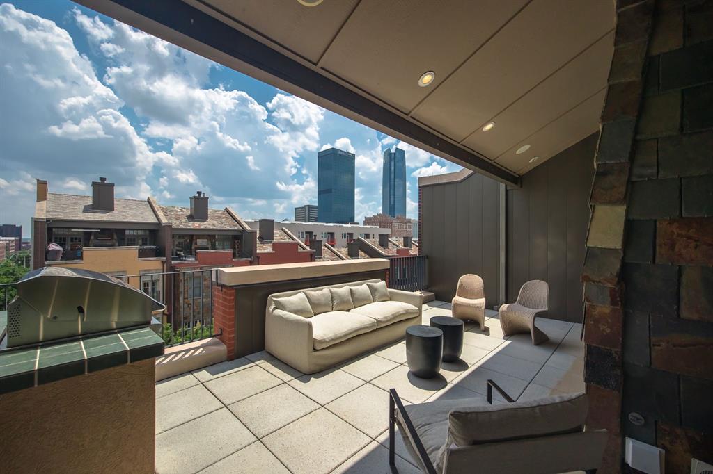 31 NE 3rd Street