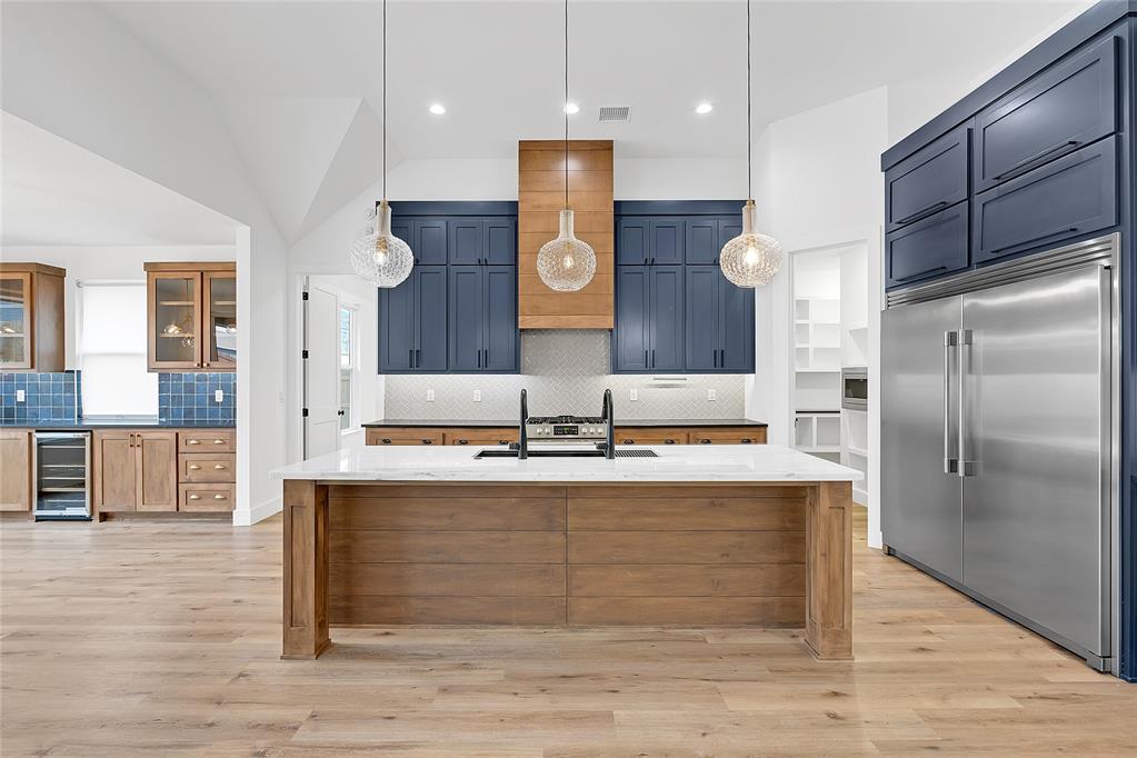 2117 Santa Monica Street