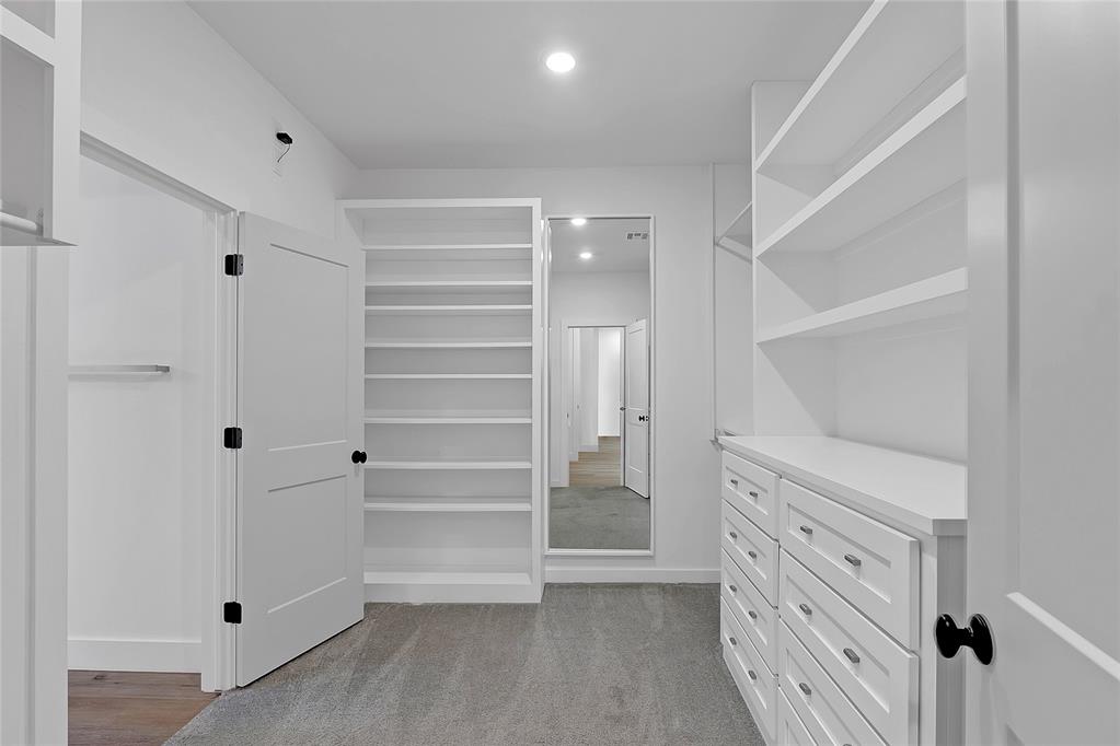 2117 Santa Monica Street