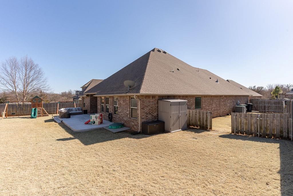 813 184th Court