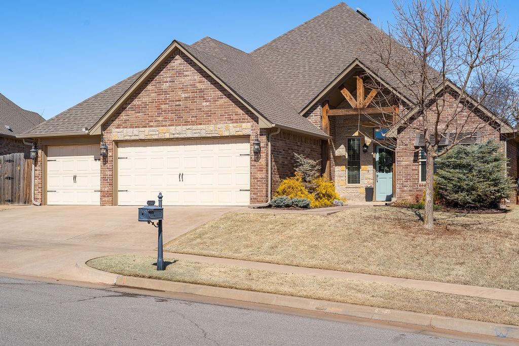 813 184th Court