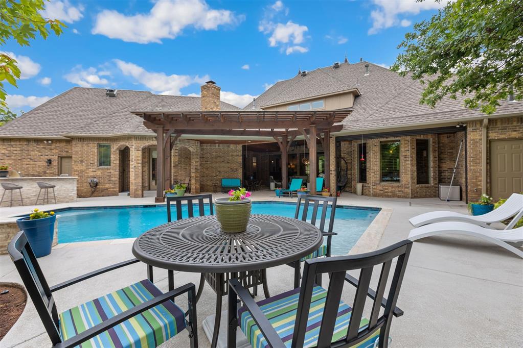 1605 Hidden Lake Drive