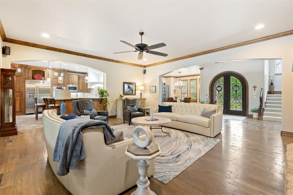 1605 Hidden Lake Drive