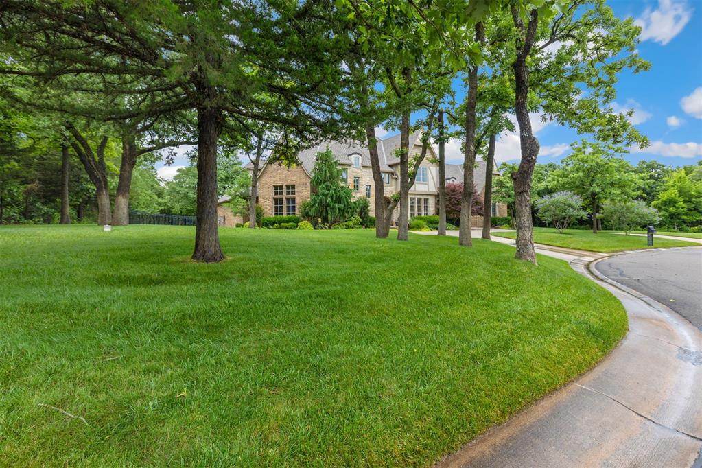 1605 Hidden Lake Drive