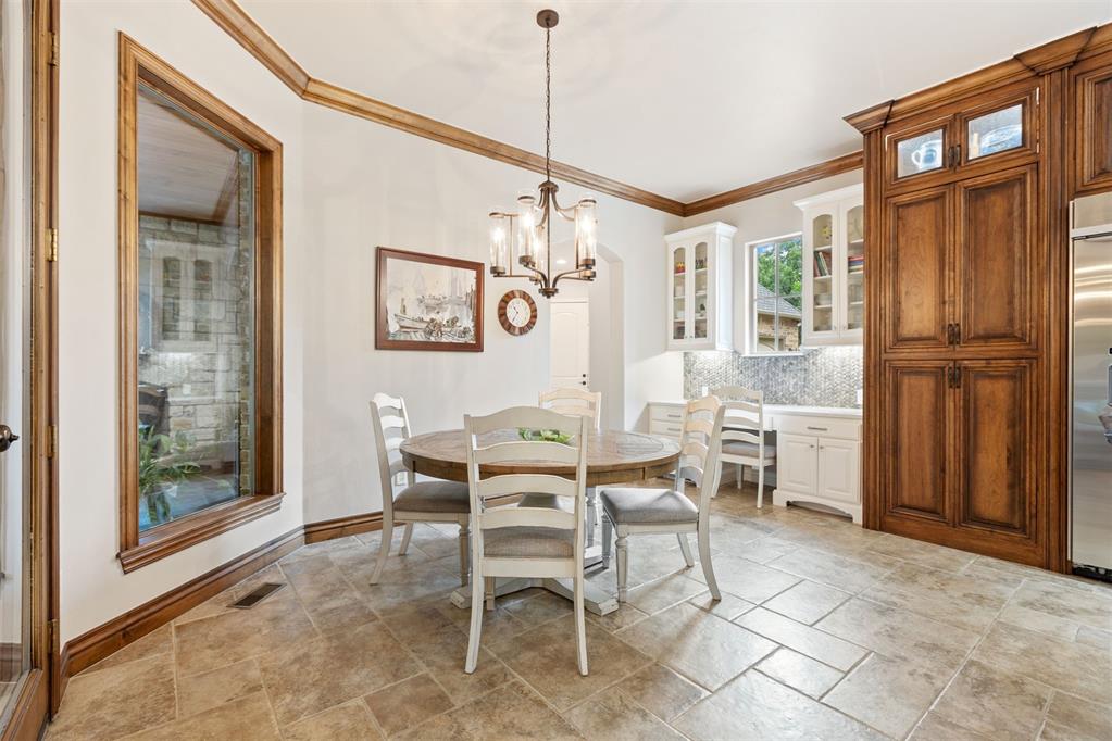 1605 Hidden Lake Drive