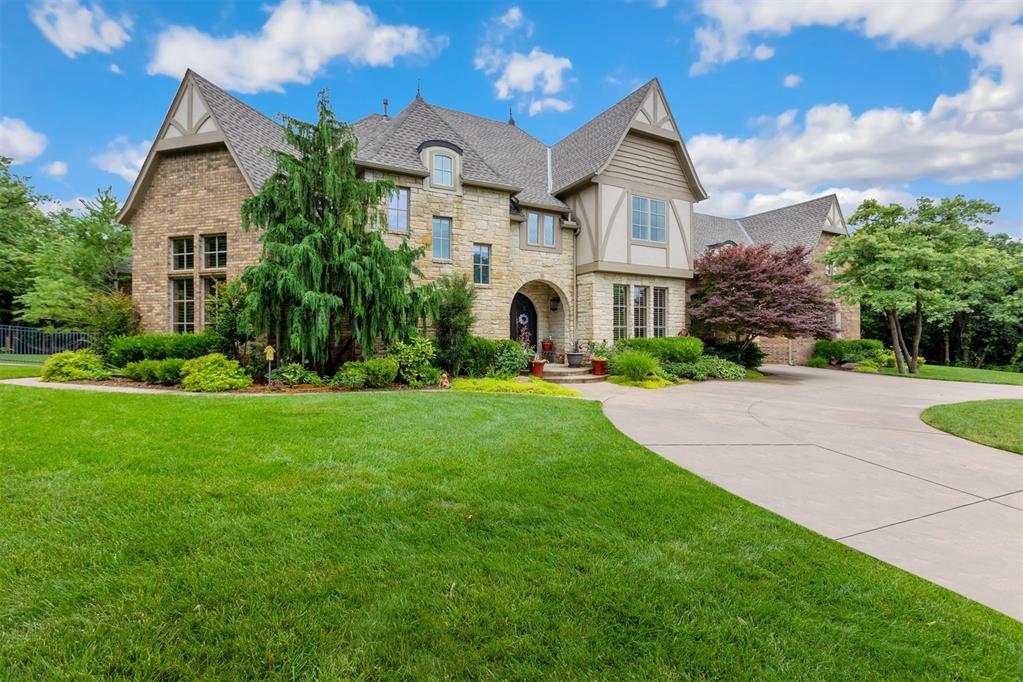 1605 Hidden Lake Drive