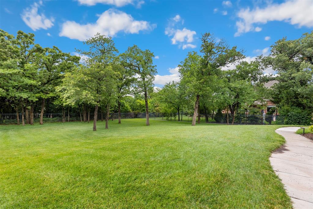 1605 Hidden Lake Drive