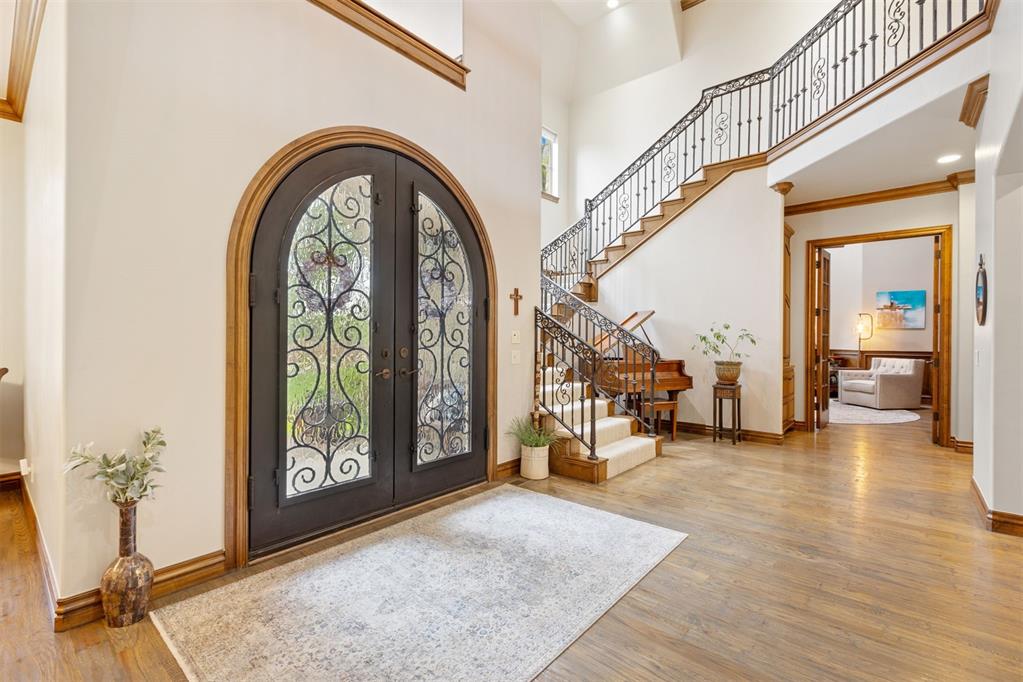1605 Hidden Lake Drive