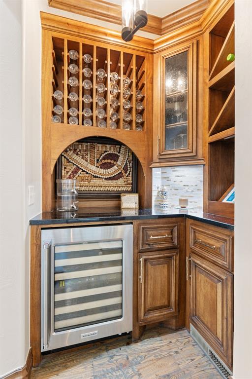 1605 Hidden Lake Drive