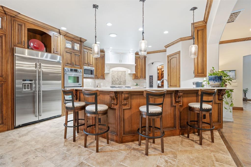 1605 Hidden Lake Drive