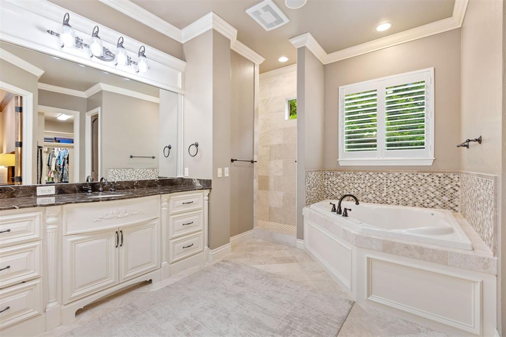 1605 Hidden Lake Drive