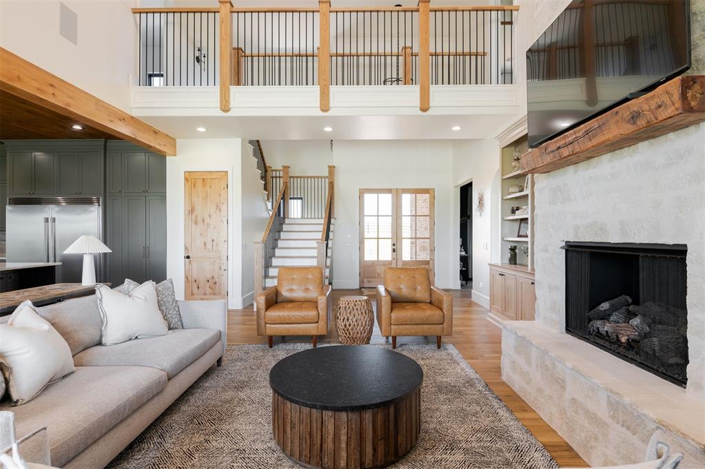 16000 Hogback Road