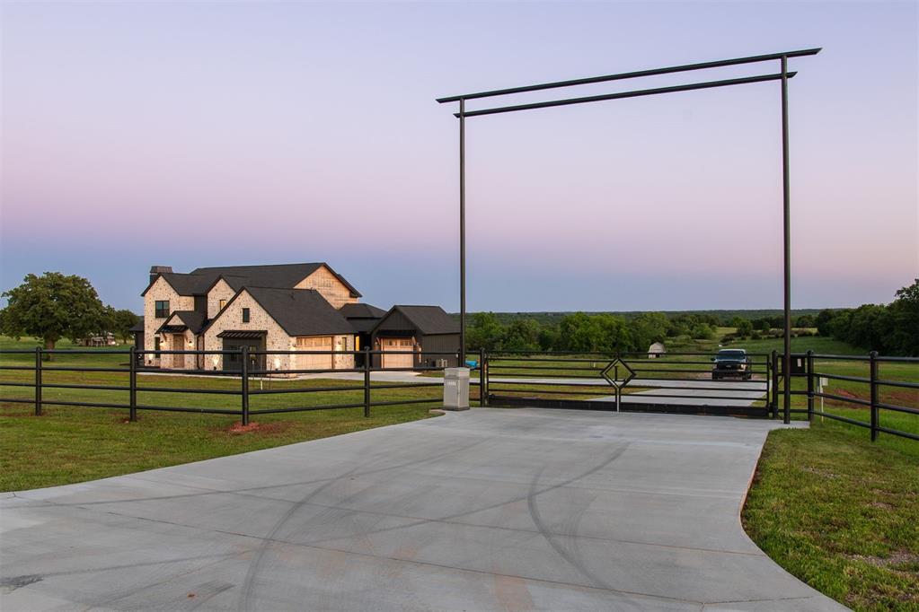 16000 Hogback Road
